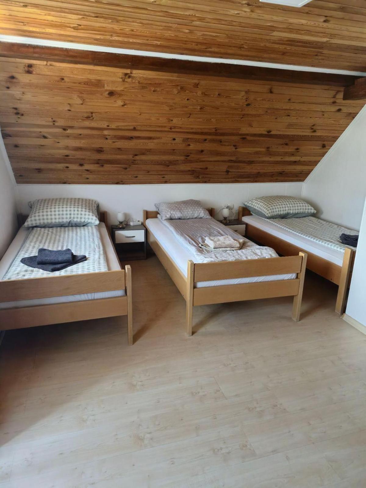 Kometer Soba Apartment Bovec Exterior photo