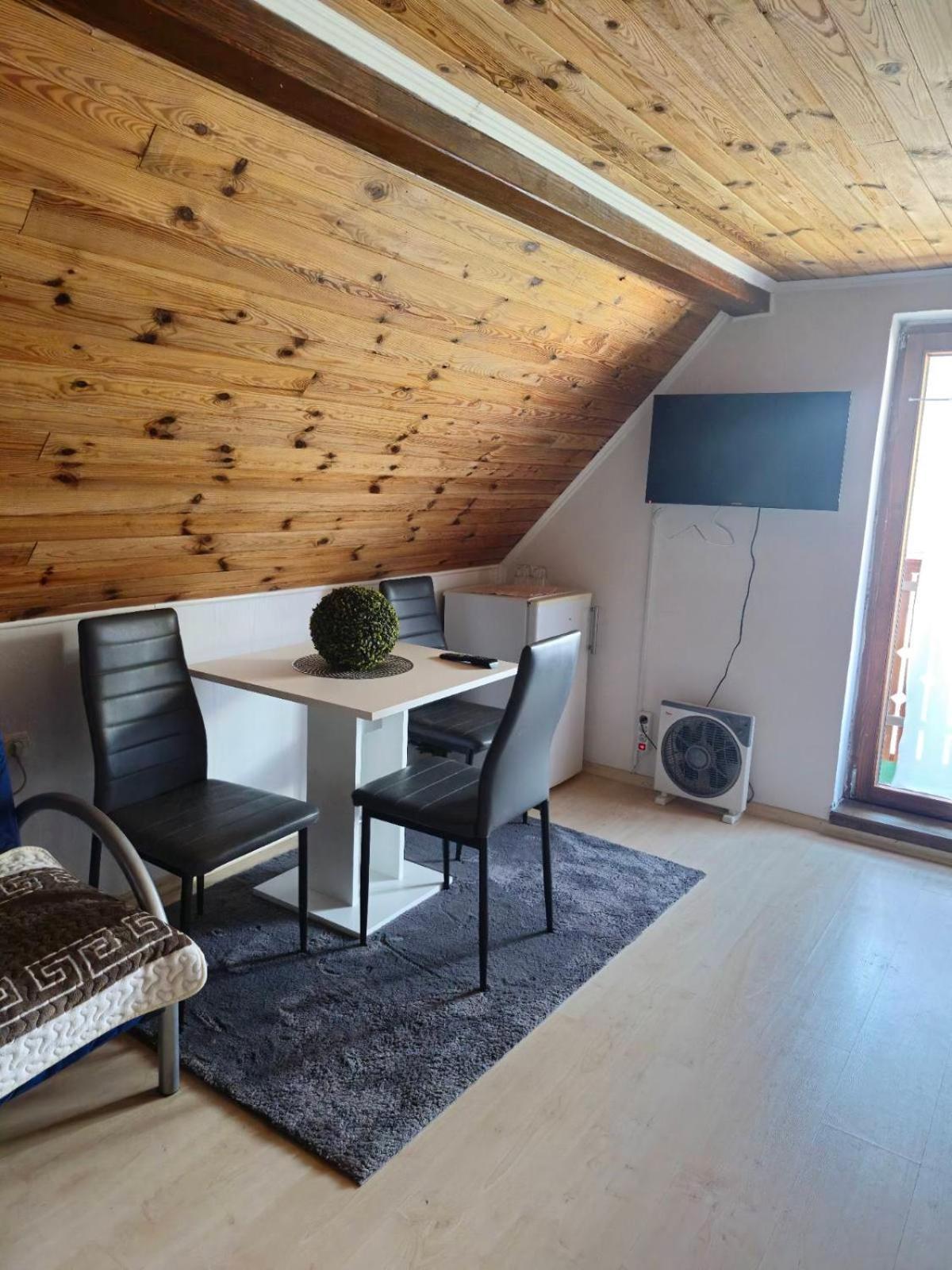 Kometer Soba Apartment Bovec Exterior photo